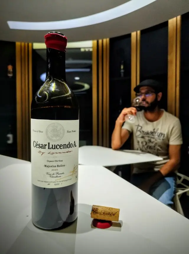 Vino Cesar Lucendo A